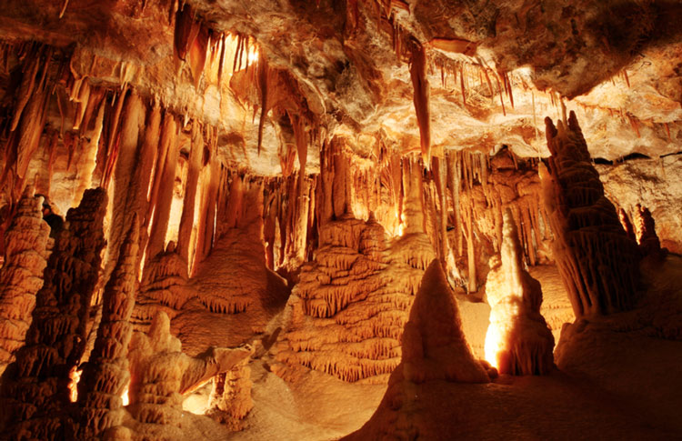 Lucus Cave