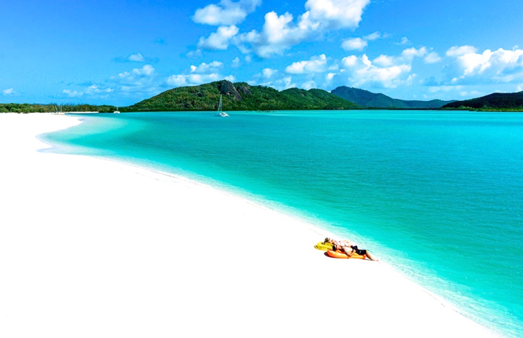 Hamilton Island day excursion to Whitehaven beach