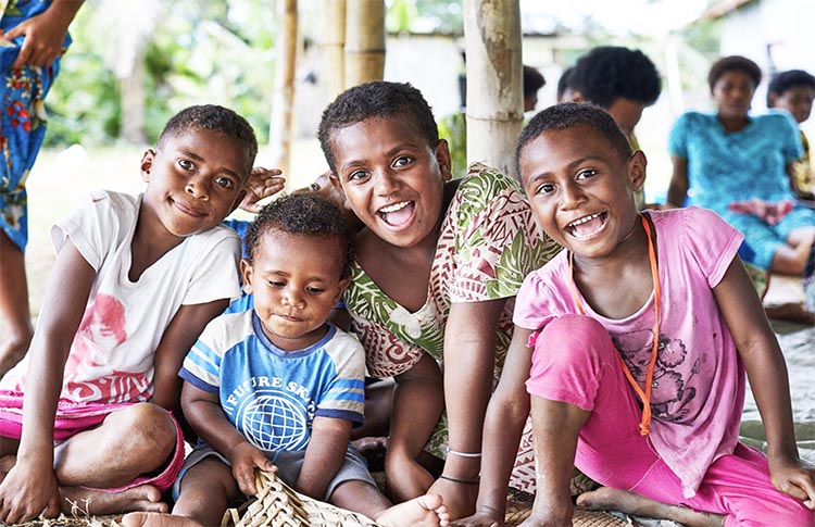 Fijian children 