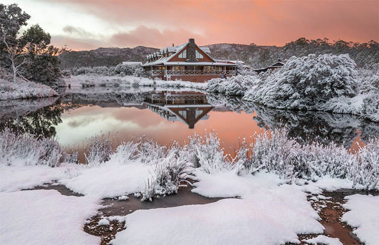 July snow at Cradle Mountain