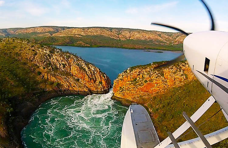 Scenic flight to Horizontal Falls