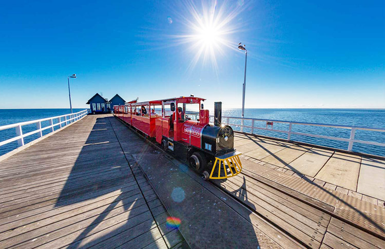 Bussleton Beach train