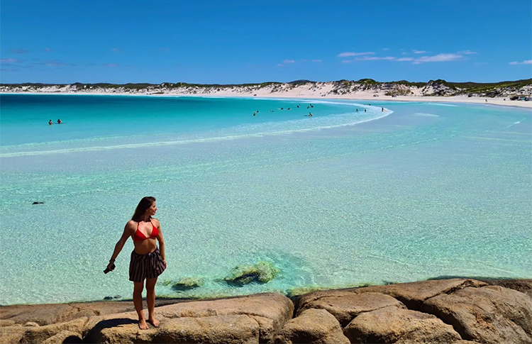 Turquoise clear waters of Esperance