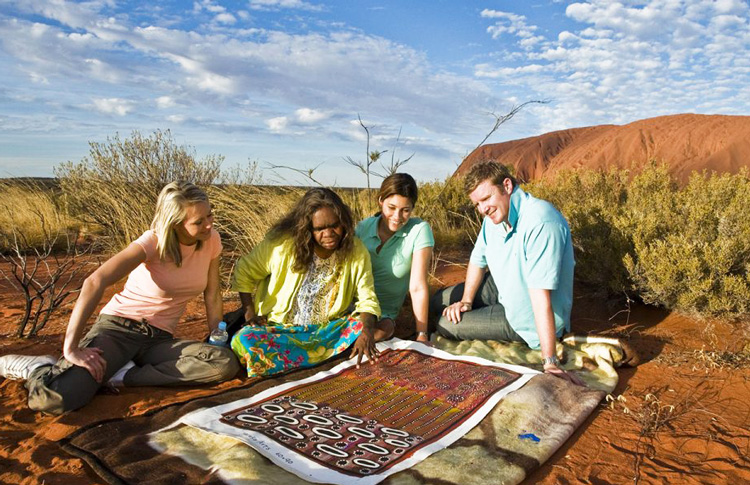 Aboriginal Dot Painting at Uluru