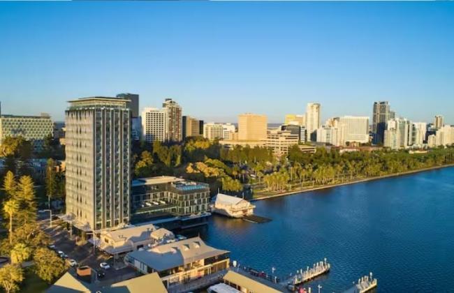 DoubleTree Hilton Perth Waterfront