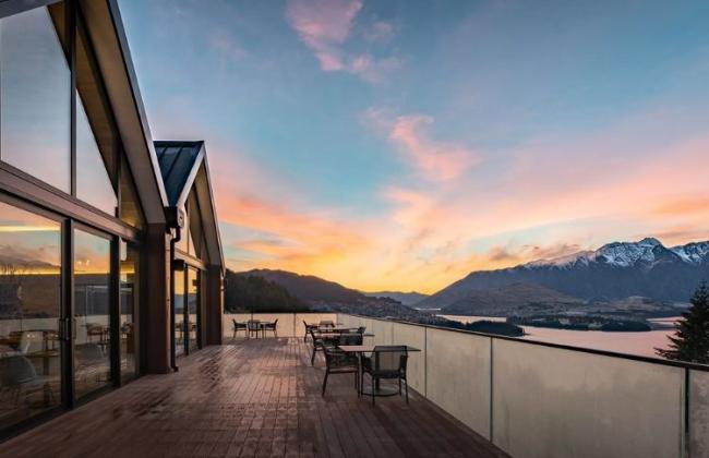 Kamana Lakehouse