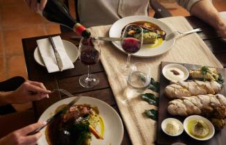 Ventur Atlas Dining