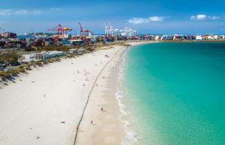 Fremantle Beach Credit: Visit Fremantle