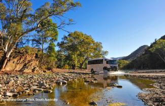 Parachilna gorge track