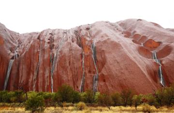 Uluru Rain