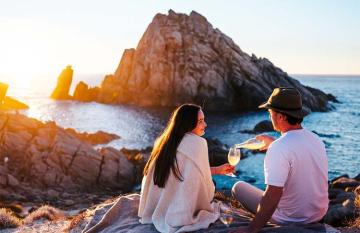 Sugarloaf Rock is an iconic spot for a romantic sunset picnic. Photo credit Russell Ord.